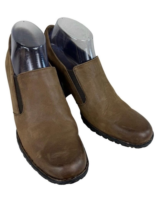 Born Shoes - Born Gertrude‎ Distressed Brown Leather Pull On Block Heel Booties Women's Sz 10